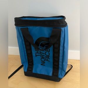 NWOT The North Face Explore Fusebox backpack - Large - 26L